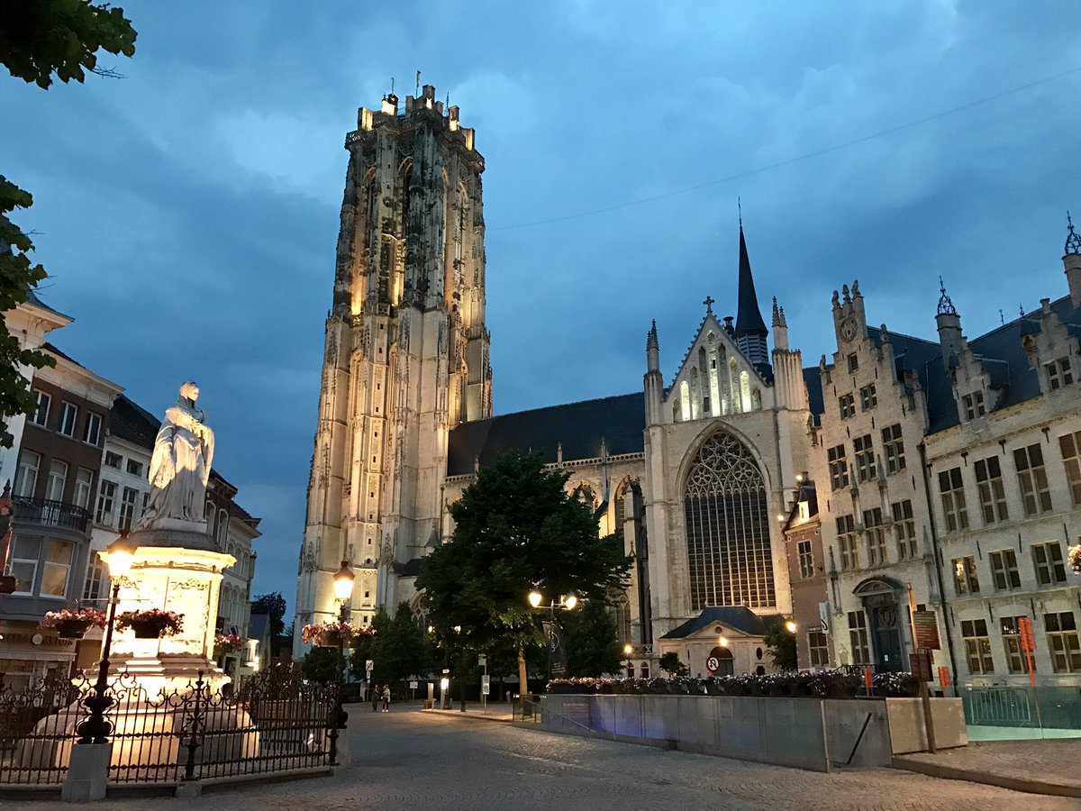Joanna_Lorek's tweet photo. Great time in Mechelen at the #EAPL2017 conference! https://t.co/Fj0Js1KuDe