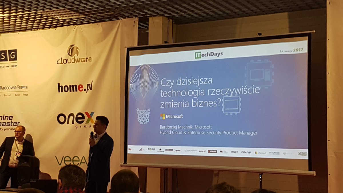 confandweb's tweet photo. Keynote session lead by Bartlomiej Machnik #ITechDays 2017 https://t.co/JfX9QWS6lk