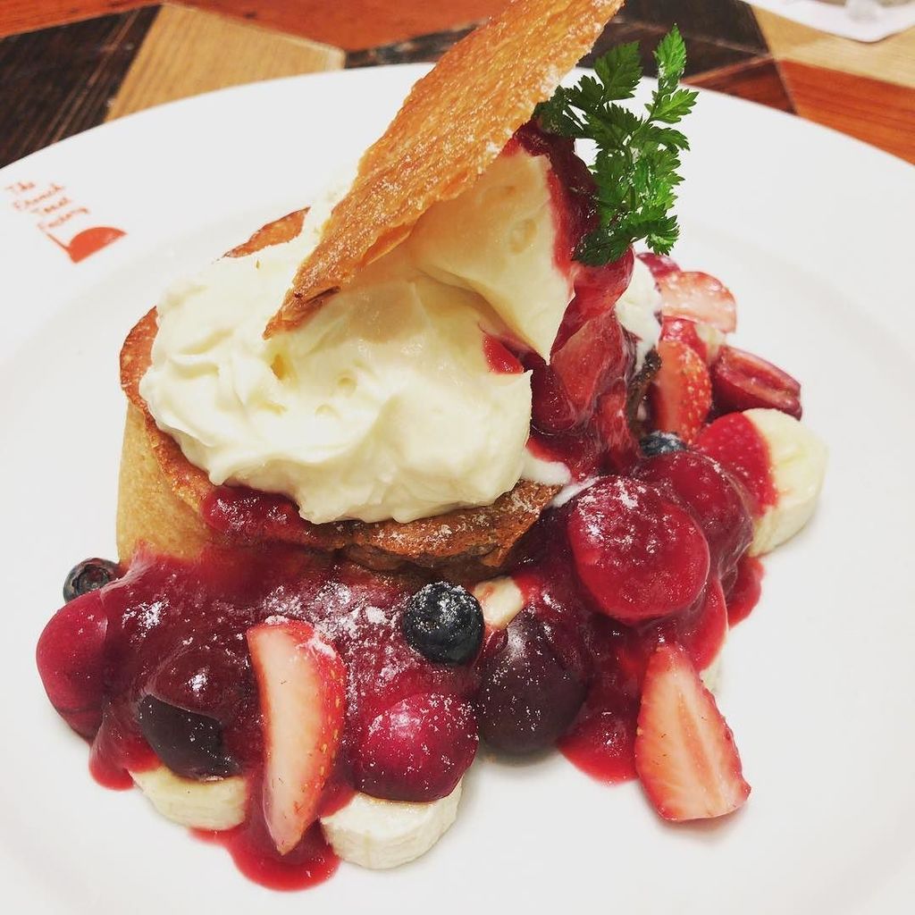 yakeisuki7's tweet photo. #フレンチトースト #武蔵小杉 #グランツリー #frenchtoastfactory #スイーツ部 #カフェ https://t.co/kzMMFFK7fq https://t.co/X5osjxsQ1f