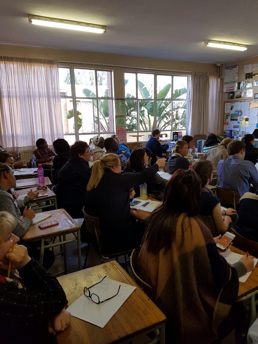 ruank6's tweet photo. Training #SA #teachers to harness the value of @geogebra Tube. It is such a powerful platform for #mathsedu https://t.co/BjFc4bkkpG