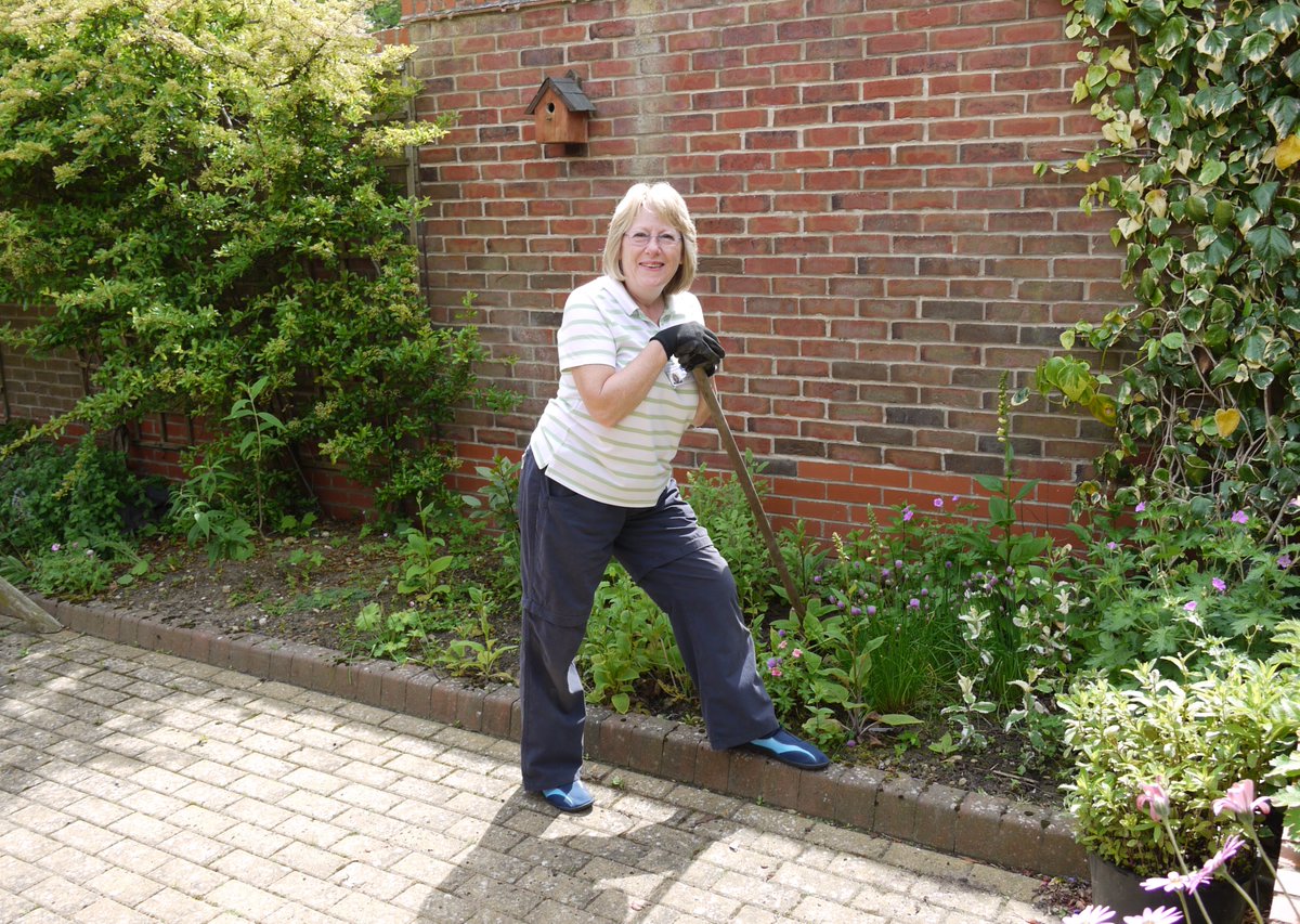 saintcathsuk's tweet image. Find out what Chris has to say about volunteering at Saint Catherine's #volunteerweek
saintcatherines.org.uk/news/volunteer…