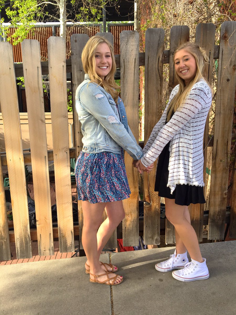 csloan9700's tweet photo. Happy birthday to my future roomie and best friend! I don't know how I would've made it through this year w/o you! Can't wait to see you 💗 https://t.co/A7esHHO8s1