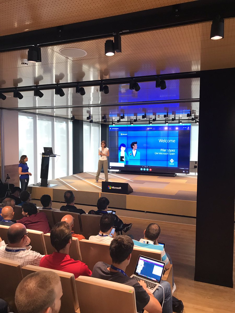 peterdiaz33's tweet photo. @pillopez CEO Microsoft Iberia #Keynotes #MicrosoftCommunityConnection #Madrid #Spain https://t.co/w5tIpJdnHk