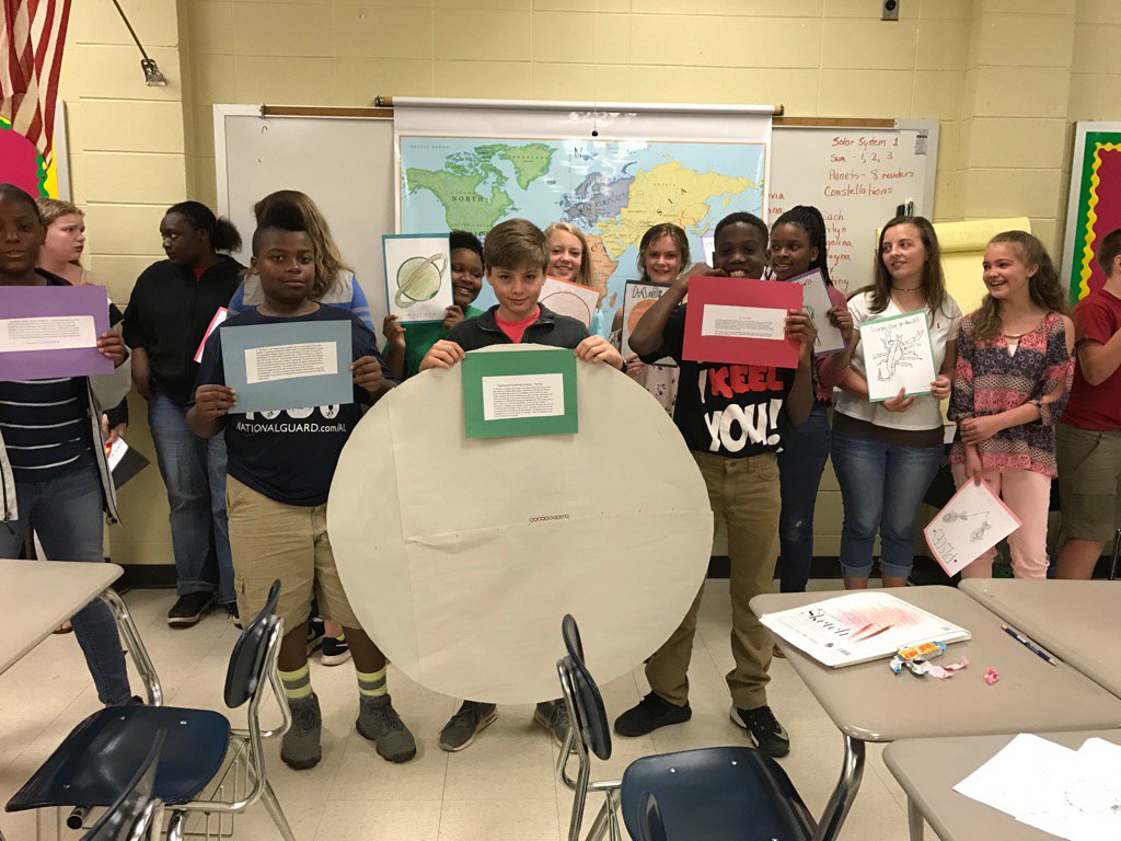 Courtney_RES's tweet photo. Presenting a scale model of the earth to the sun https://t.co/jlsZ4BYGfy