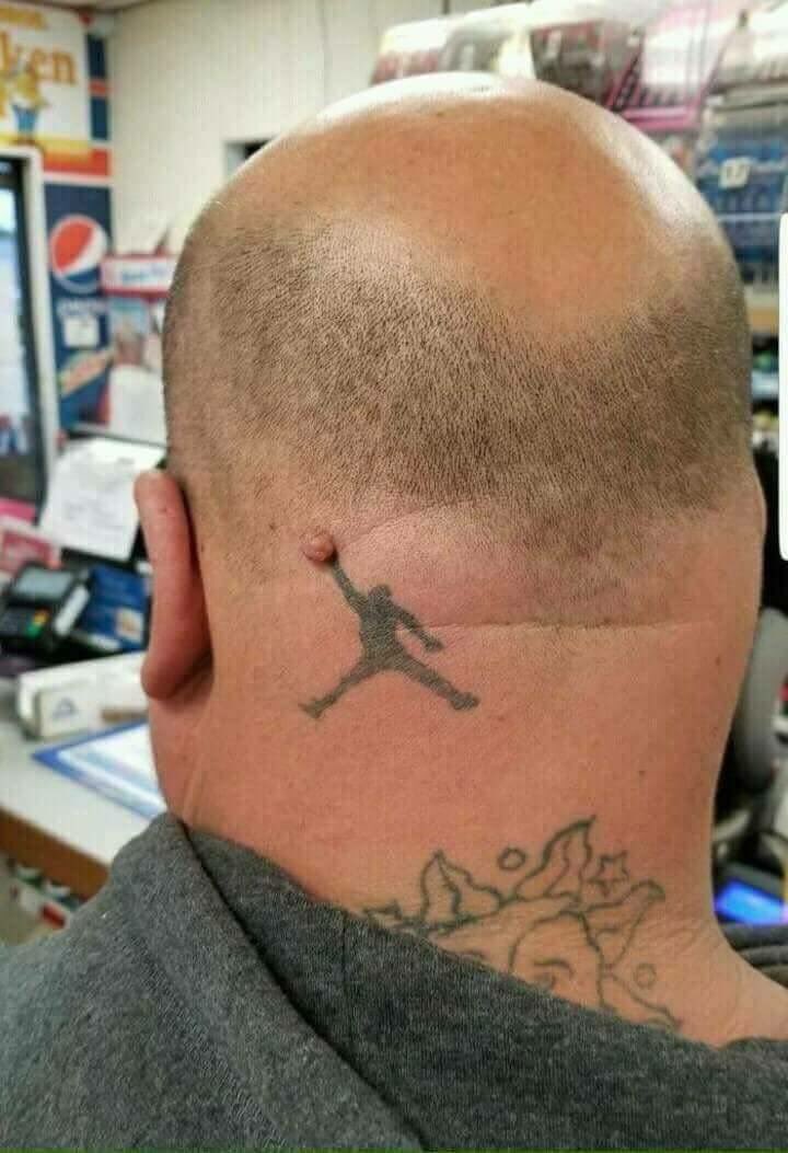 TotalProSports's tweet photo. RT if you think this is genius. https://t.co/KQV8RZjCfl