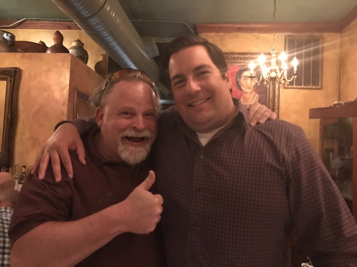 241044's tweet photo. Happy Vince #woodies #UPshow https://t.co/zrw0Hnncw2