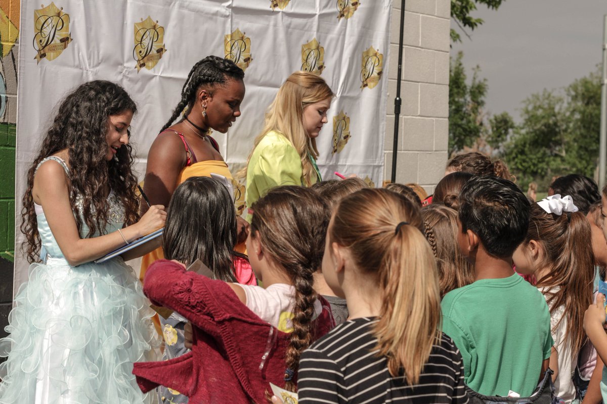 GPAmbassadors's tweet photo. The Guardian Princesses had a blast at Castleview Elementary! #princessstrong #princesses #childrensliterature #princessparties https://t.co/l8ccZ1XOaX