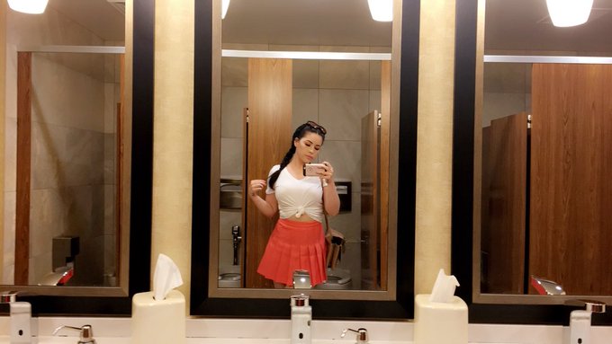 Summer things 🌻 https://t.co/jKGbuodWwG