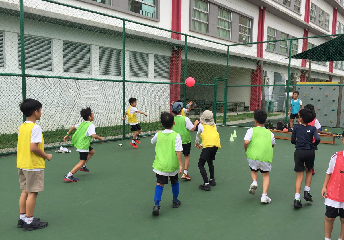 KS1 CCA Benchball to develop fundamental movements to pass and catch a ball. #HISPriPE #KS1 <a href="/HISPriPE/">HISPriPE</a> <a href="/HISEdTech/">Learning Innovation at HIS</a>