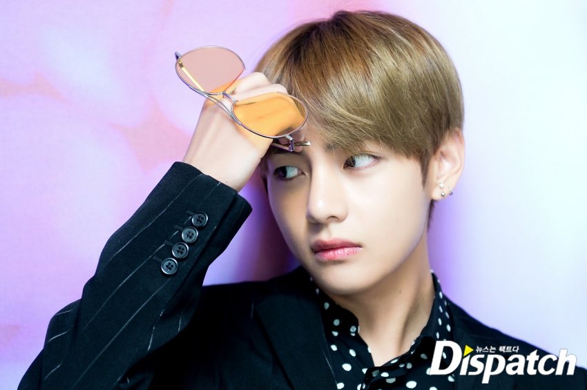 taehyungpic's tweet photo. https://t.co/RPB5oSGKH7