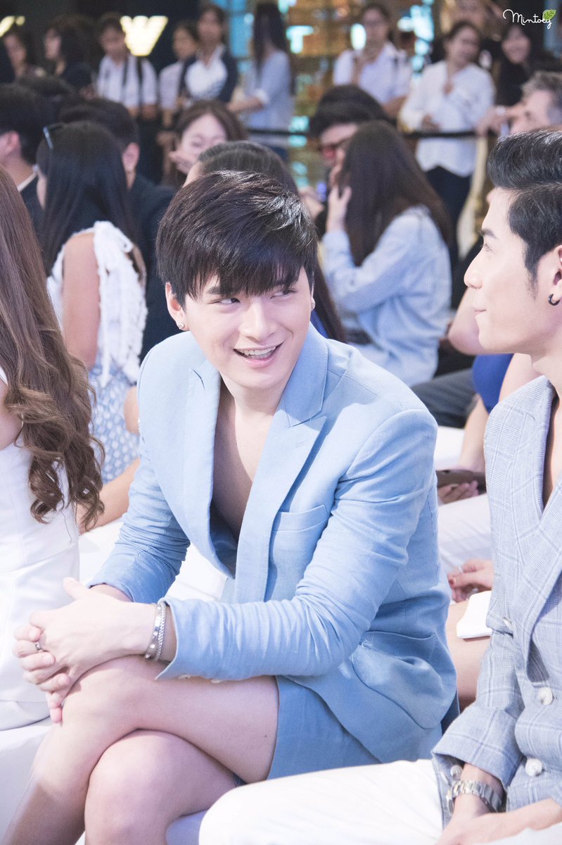 MintoeyFOTO's tweet photo. 30.05.2017 @kristtps @stjinx_maya at IMAGE #neversayhide by Dermatix Ultra | กระซิบอะไรกันอ่ะ ฤกษ์แต่งงานหรอ @perayahome #ทีมพีรญา https://t.co/2MuvSf20X4