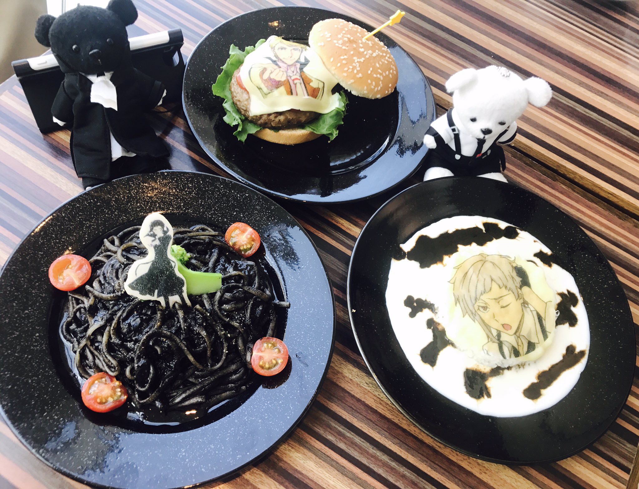 アニメ 文豪ストレイドッグス 公式 雑文 スイーツパラダイスみなとみらい 店さん コラボメニューコンプリートです お腹がいっぱいになると眠くなってしまいますねぇ みなとみらい店のコラボは6月25日まで 皆様是非お立ち寄り下さい 窓際の席はアニメ