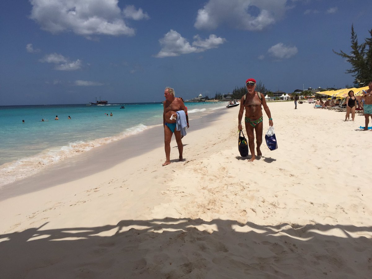 DebbieHusby's tweet photo. Missing paradise with my peeps on this #ThrowbackThursday!!!ππ’βοΈ Ready to go again!πβοΈπ³π΄#Barbados #islandhopping #turtleswim #cruiselife https://t.co/NhT20JMTYu