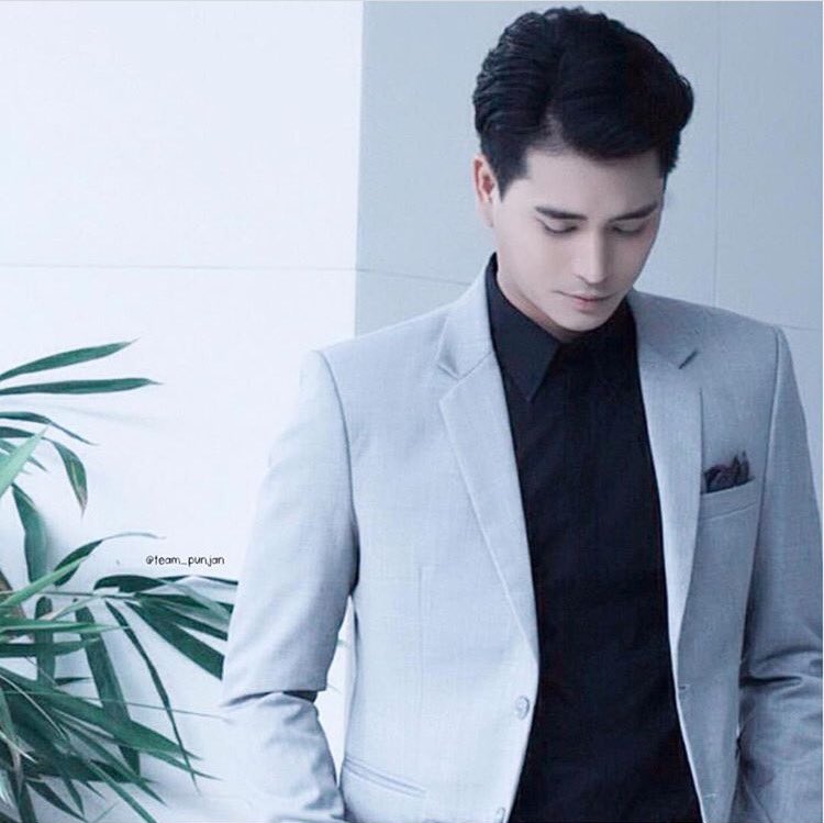 UnderbedDara's tweet photo. ปั่นจั่นคือผู้ชายที่หล่อได้ทุกสไตล์จริงๆ

หล่อเกา หล่อเนี้ยบ หล่อเซอร์ หล่อไทย /ยื่นใบสมัครตำแหน่งเมียเขาค่ะ

#ใต้เตียงดารา https://t.co/9xWXE1IhOZ
