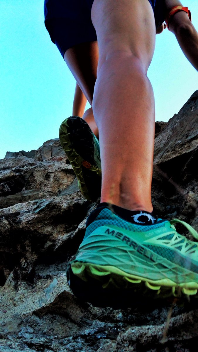 veroboada1's tweet photo. Miércoles @URBATRAIL feina feta 😉
#naturalconnect @MerrellSpain https://t.co/pWAd7sIQ0a