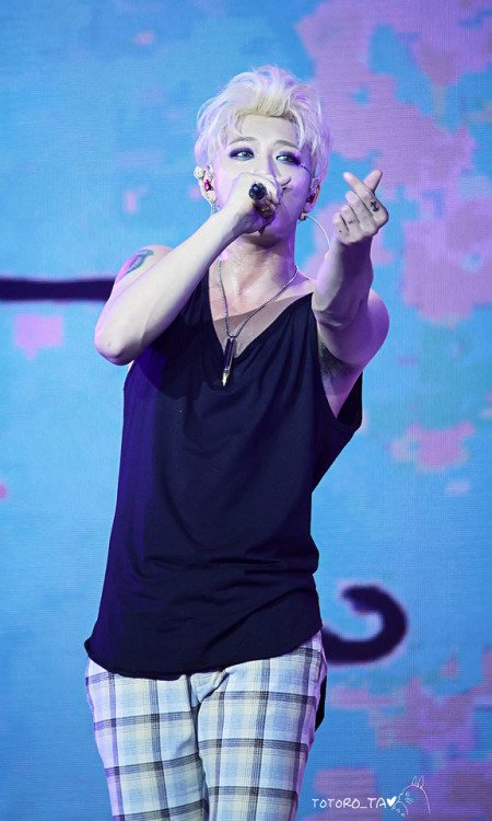 zitao pics (@zitaopics) on Twitter photo 