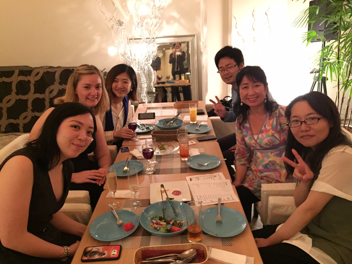 5月31日交流会を開催しました。Dinner meeting with Jayne ,Ladies that UX HQ on 31 May.
