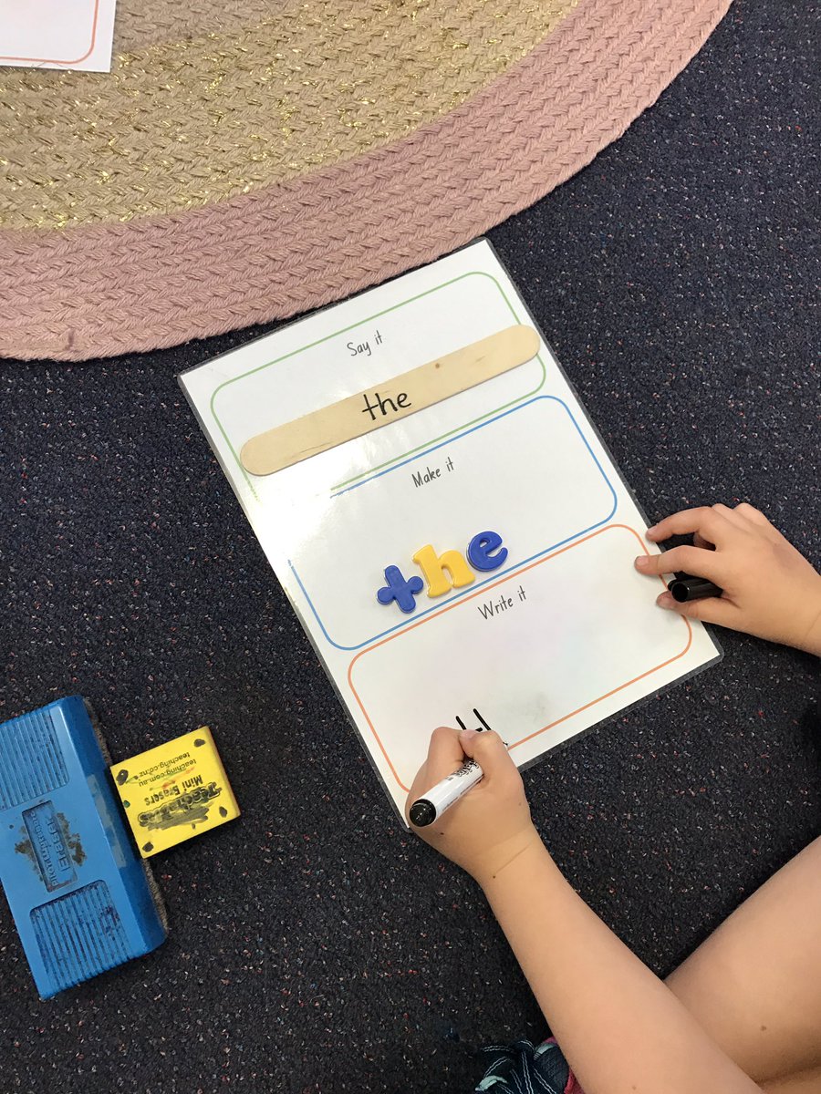 MissMav22's tweet photo. Kindy's smashing through their sight words! #ACUedu_P ✏️🔤 https://t.co/7BmAkiUZoK