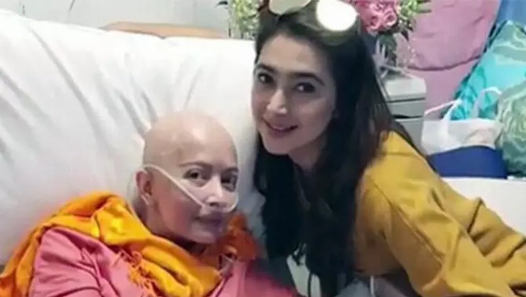 Artis Yana Zein Tutup Usia dlvr.it/PHl4wB