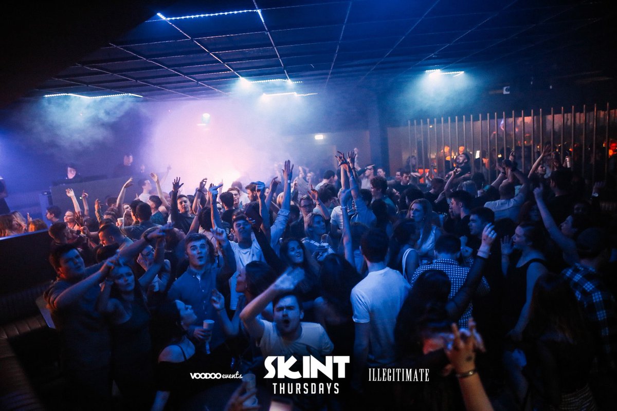 SkintNewc's tweet photo. #Skint Competition 💃🏽 🍺 🍾

Tonight at Illegitimate:

10 Free Entrys🎟
10 Glasses of Wine🍷
10 Vodka Mixers🍸
10 Skittle bombs🥃
1 Table 🎉

RT📲 https://t.co/3fqiz1wpvV