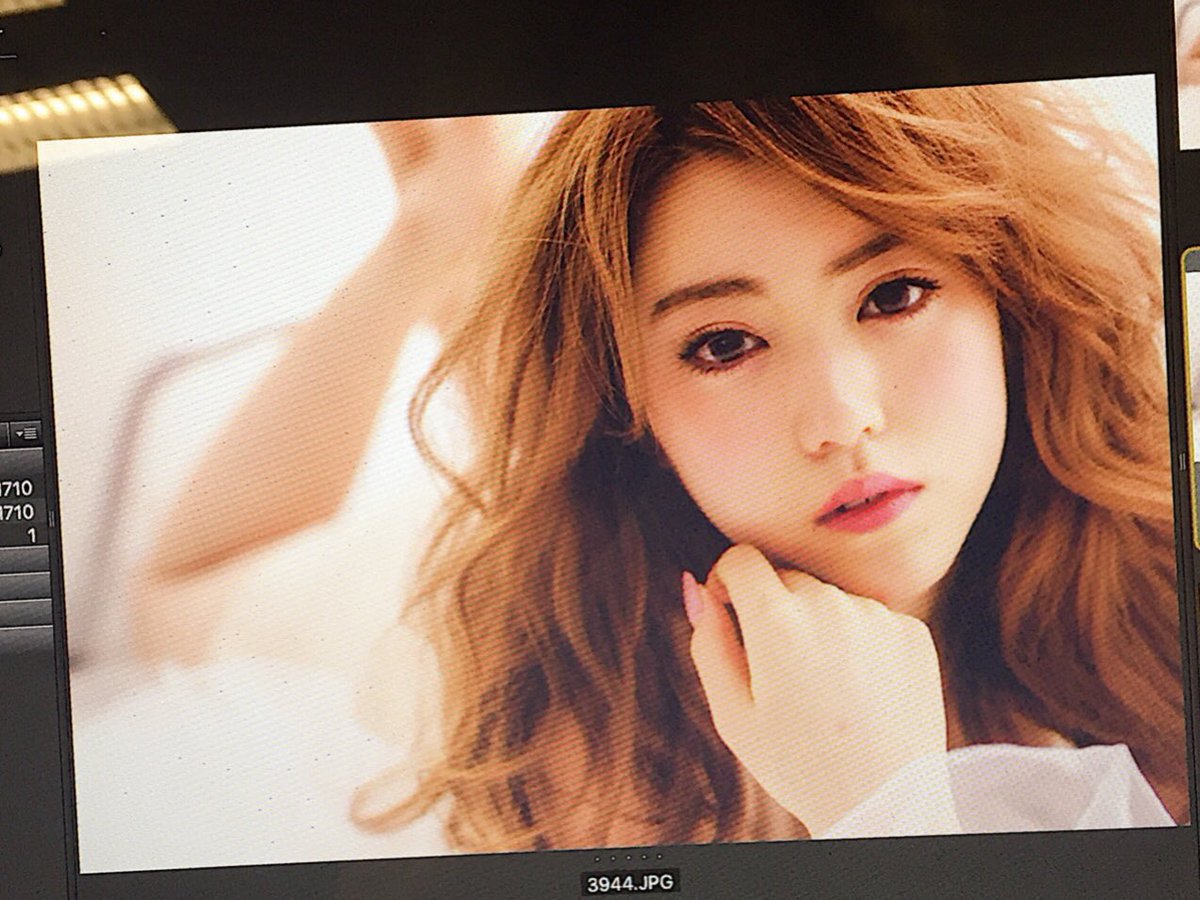 nakano_ena's tweet photo. 改めてpop今月号で最終章の｢表紙バトル｣に残る事ができました
ここまでこれた事、えなfamや投票してくださった皆さんのおかげです
今月でラストの投票になりますが、最後までよろしくお願いします！
👇
https://t.co/TcC3B0WSv1

P,142 是非みてください💓 https://t.co/gZ1wwh3Lox