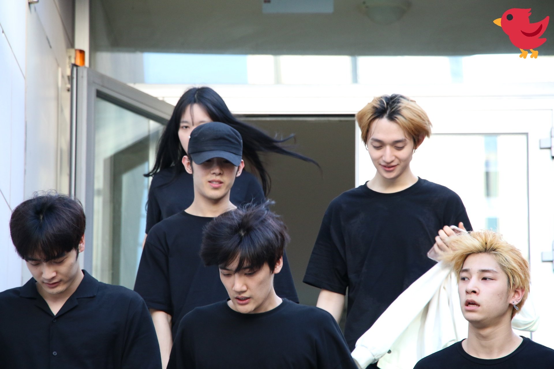 DBO0q6TU0AAbgQK.jpg:large