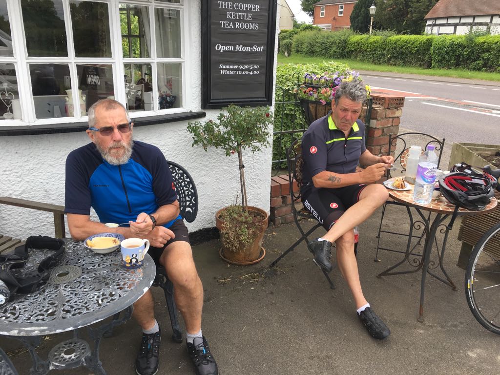 end_two_end's tweet photo. E2E Day 6 - Chester to Hereford. Cool start, stunning views. Staying strong &amp; fuelling up nicely. Top Donation Ruislip Chapter £4200 https://t.co/g2FUaUog3X
