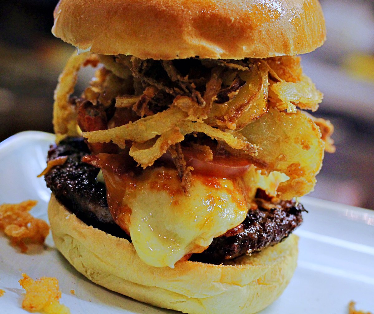 Get out of the rain &amp; stuck into one of our epic burgers! <a href="/PheasantUk/">The Pheasant </a> 🤤🤤