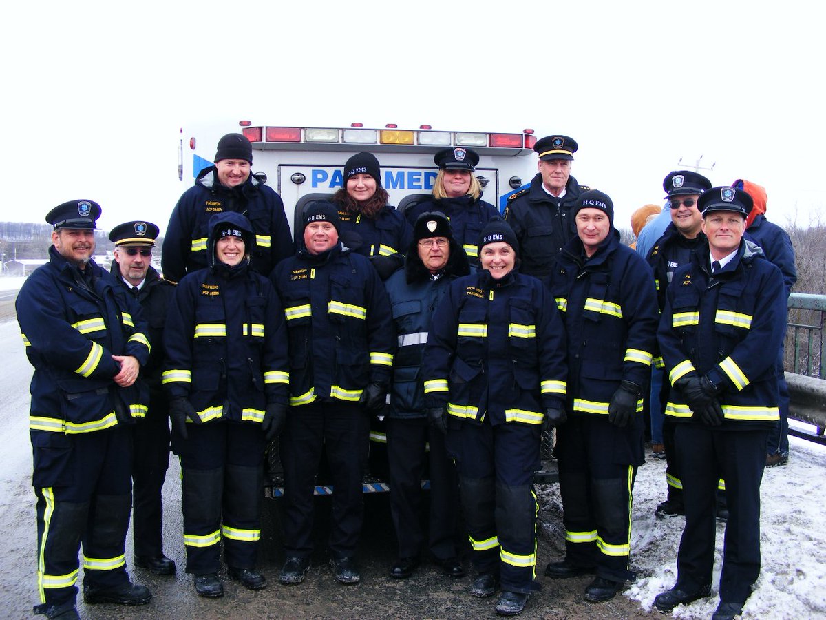 RLitwiller's tweet photo. HQ #Paramedics ready for repat on #HighwayOfHeroes #Trenton. Only civil #EMS able to trace its heritage to the battlefield. #PSWeek2017 https://t.co/7pME5MoUKM