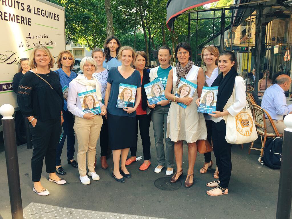 nkm_paris's tweet photo. Séance de tractage ce matin à l'angle de l'avenue Bosquet et de la rue Saint-Dominique avant un café des parents au Campanella 👍🏻 #NKM @nk_m https://t.co/HDYWYqtn5P