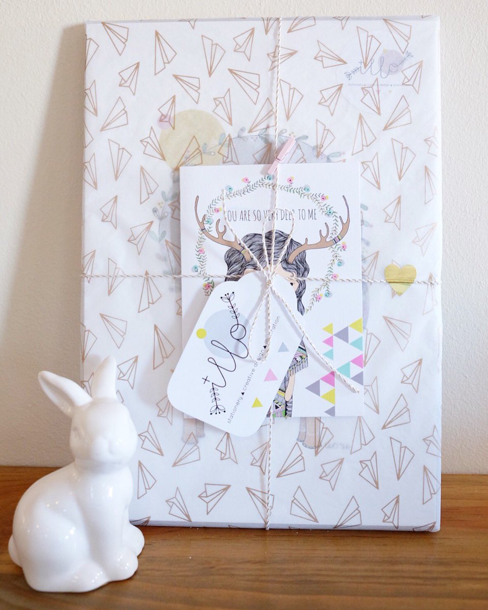 vivillo8's tweet photo. This pretty parcel is off to @mytinyteepee today for something exciting #illo #illustration #supportsmall #supportlocal #artprints #parcel https://t.co/aXzHgQKyhD