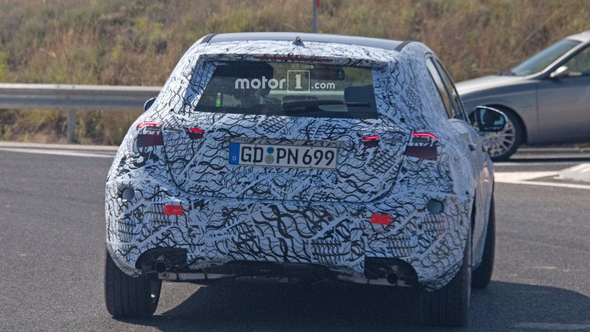 Los compactos de #MercedesBenz tendrán dos variantes #AMG bit.ly/2qDFQhj
#coches #novedades <a href="/MercedesAMG/">Mercedes-AMG</a>