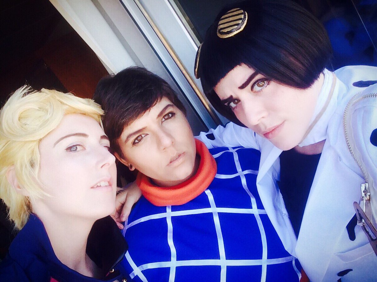 alexanderveigh's tweet image. #notmodels ✨ @noahgoth @ogrejess