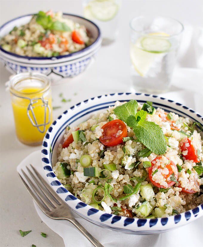 ShootheCook's tweet image. Super flavorful, 30-minute QUINOA TABBOULEH, a #healthy #salad loaded with proteins → bit.ly/2qmB9rf from #shoothecook #getcooking