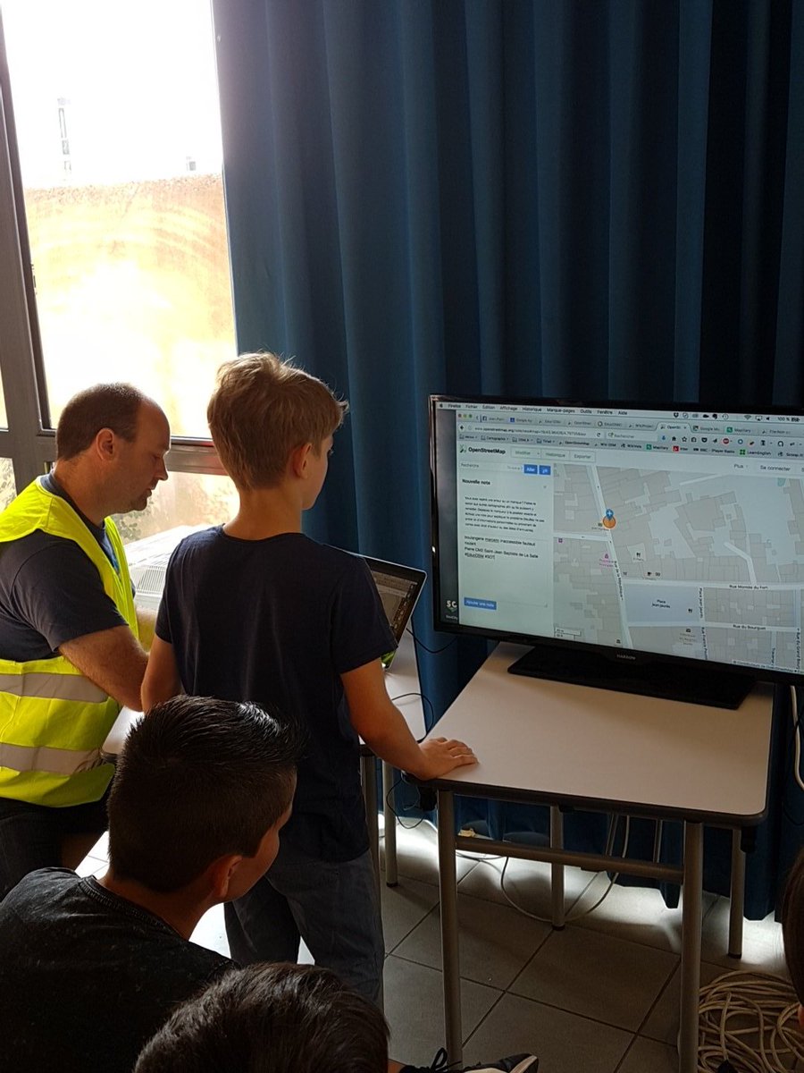 tonyemery's tweet photo. #EducOSM ajoutés une note sur @openstreetmap #SotMFR https://t.co/RBtJ05RljN