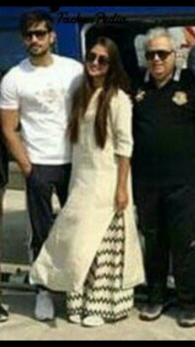 narmadakrystle's tweet photo. Came Here To Talk About This CUTIEEE Pieeee πππππ & What We Got πππππππ
Perfect Family πππ
#Couple #Family #TackerFamily β¨β¨ https://t.co/Ym1Z5fKr6i