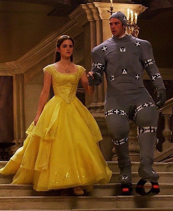 dilloconunciak's tweet photo. #BehindTheScenes: La bella e la bestia :D https://t.co/hIGgx0PZd2