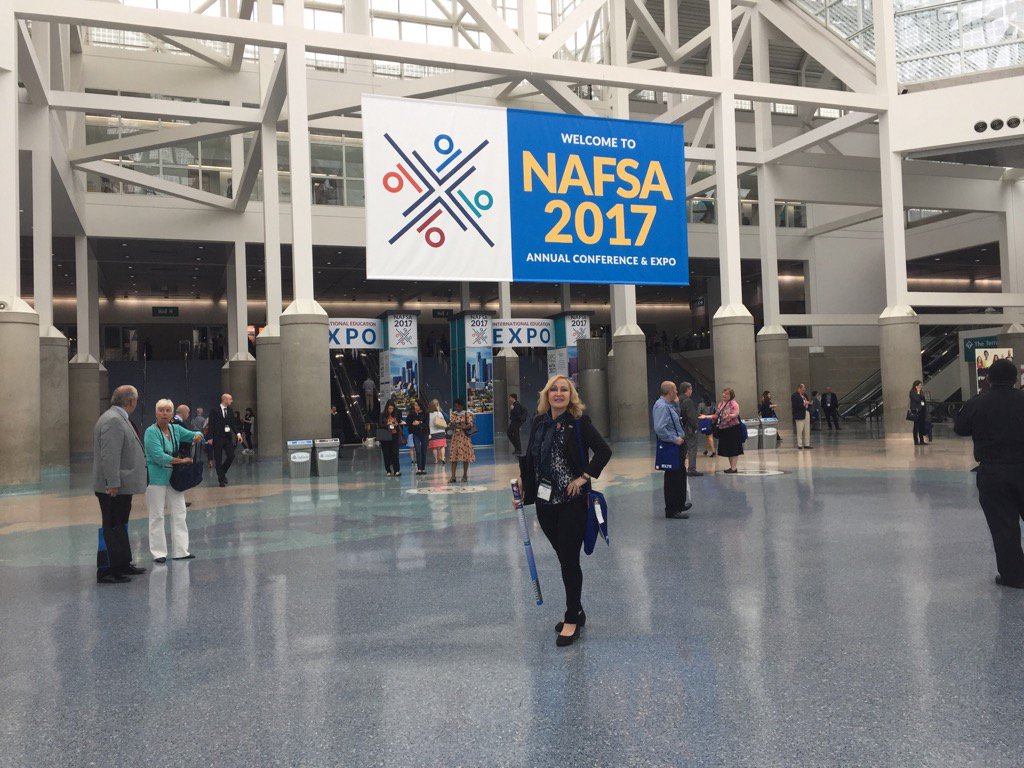 drozlemelissa's tweet photo. Successfully presented at the #nafsa2017 Los Angeles Convention Center #Golead17 #Gobeach17 @CSULB_EDD https://t.co/dZSIUsvHzR