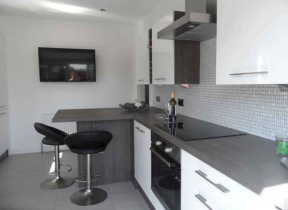 Urban_Kitchens's tweet photo. Including all the Bosch appliances, this kitchen came well in on budget - #customerkitchen #kitchendesign - https://t.co/RbqiXcXjOS https://t.co/OaZUR2KMaS