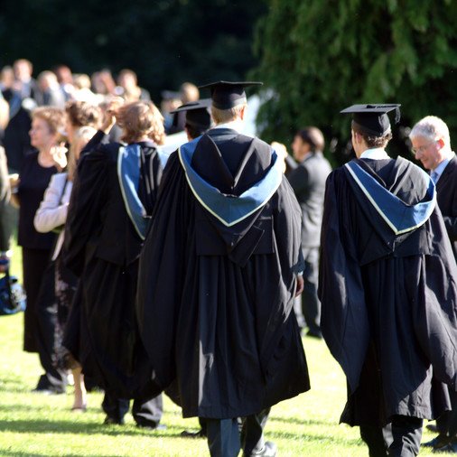 oxford_brookes's tweet photo. Registration for the Sept graduation ceremonies is now open! Register now via your PIP 🎓 #BrookesGrad2017 https://t.co/hwdpzaAJA4 https://t.co/effQCYI1T9