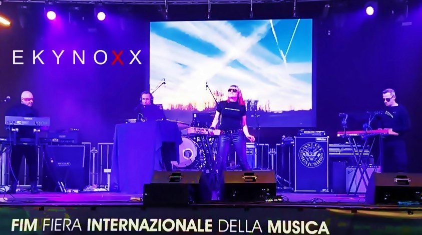 EkynoxXofficial's tweet photo. @FIMFiera #Electropop #electronicmusic #Ekynoxx #fimfiera https://t.co/rRJXVEp6iw