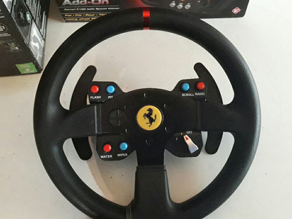 iRacing_666's tweet photo. Vendo:
base Tx para xbox + volate Gte +volante f1 + pedales.
Precio 250€ negociable.
Agradece RT 
Gracias https://t.co/TEhSWVP3sc