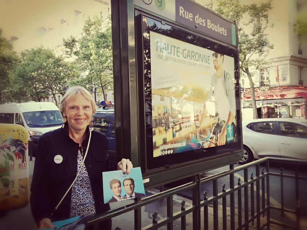 RE_Paris11's tweet photo. Nos #carburants ce matin : 1) #renouveau incarné par le duo @Pierr_Person/@bouchranazzal 2)  volonté d'une majorité #EnMarche pr la #France https://t.co/nDvFf1bjIa