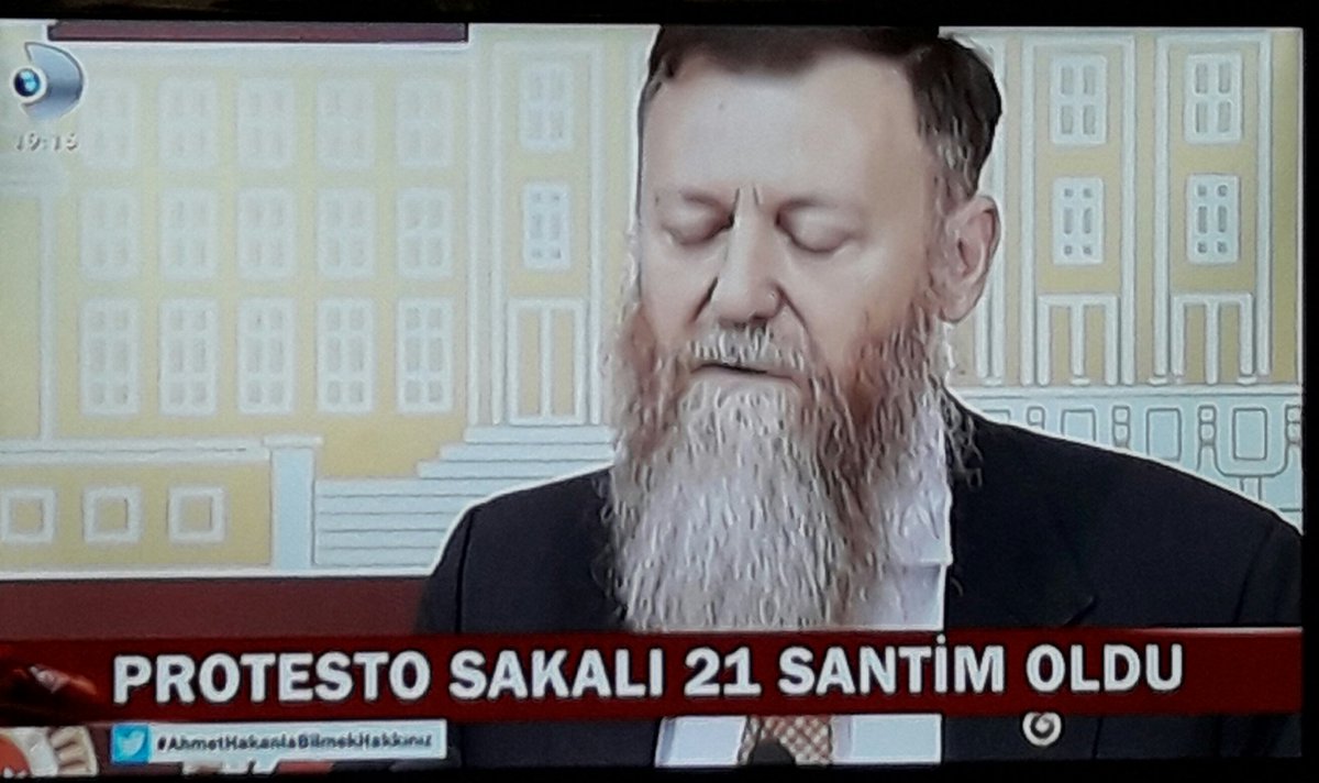 ahiskali61's tweet photo. Chp'li vekil ohal uygulaması
için sakal uzatıyormuş🤔
Bu gidişle robinson gibi
dolaşacak herhalde😅
Reis'im bu lavuğa inat
2023'e kadar uzat🖕 https://t.co/FYn2aBZ1bw