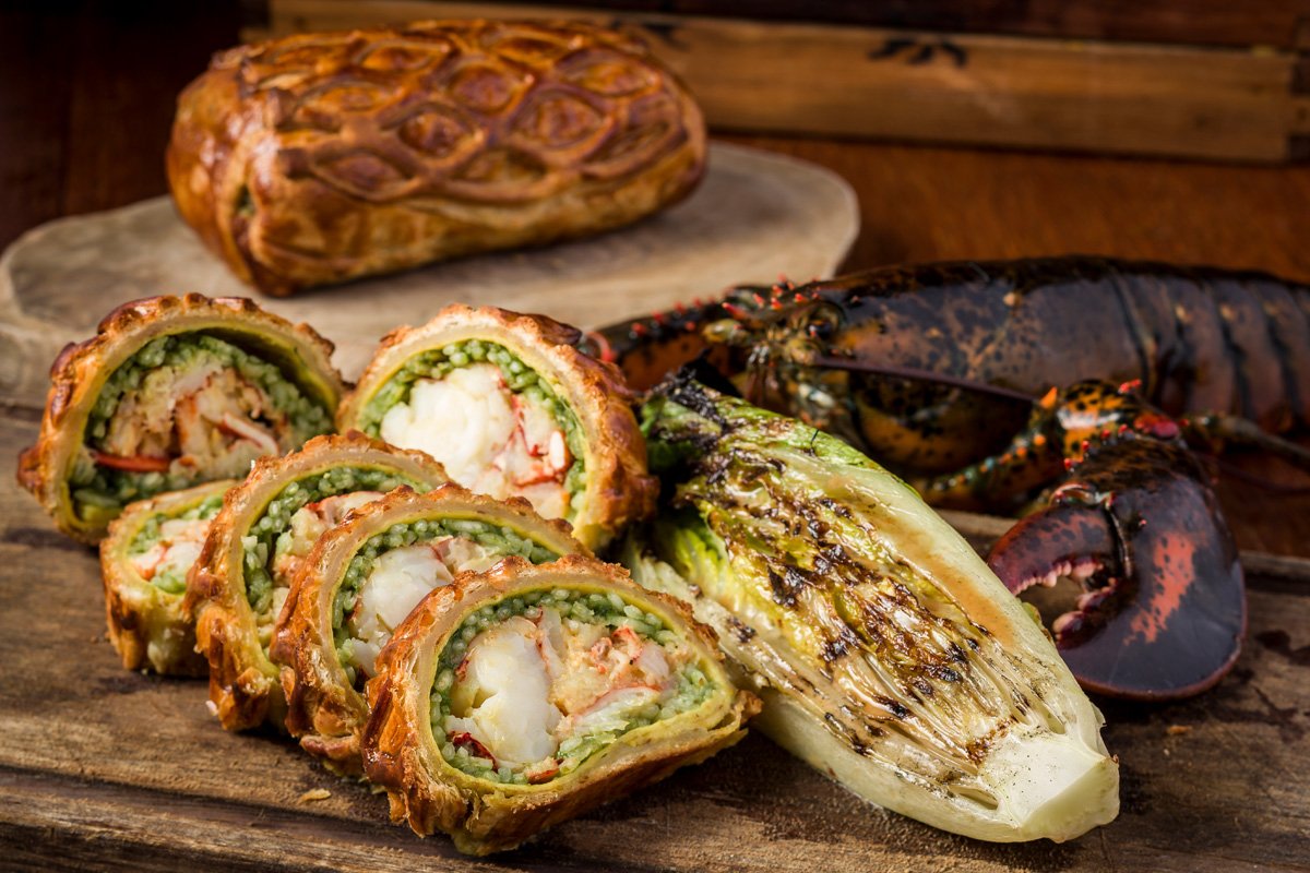 #WellingtonMonth starts today! We are launching this lobster version for all you wellington lovers. Book at +852 22301800 #lobsterwellington