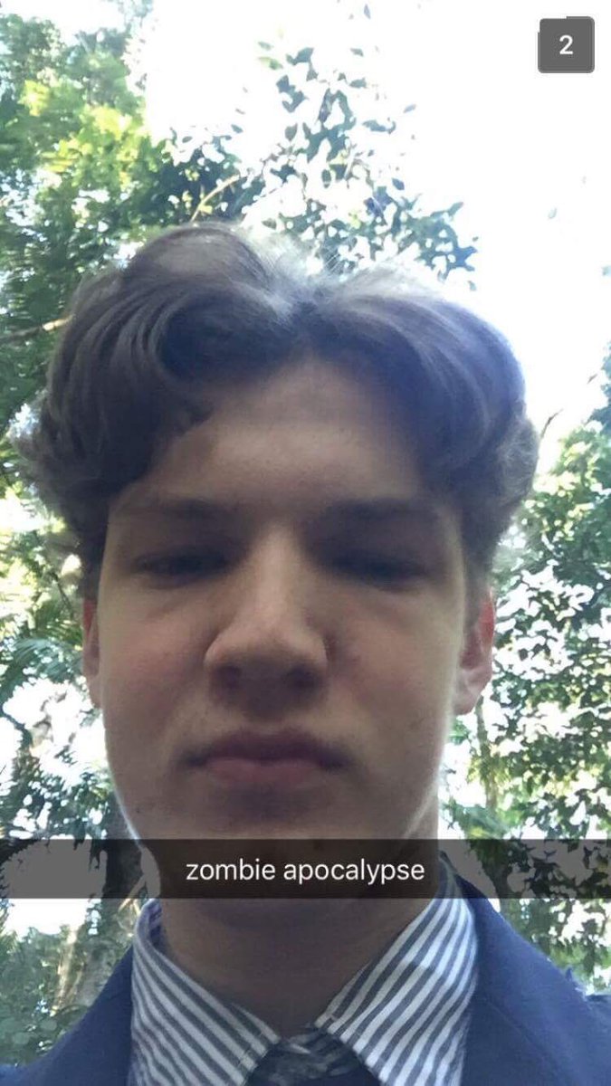 SplashManOz's tweet photo. rough day for your boi #kickedoutofschool #notcontageous i'll be back tomorrow #POTUS #StanleyCup #imbackbaby https://t.co/76wT7mpfnu