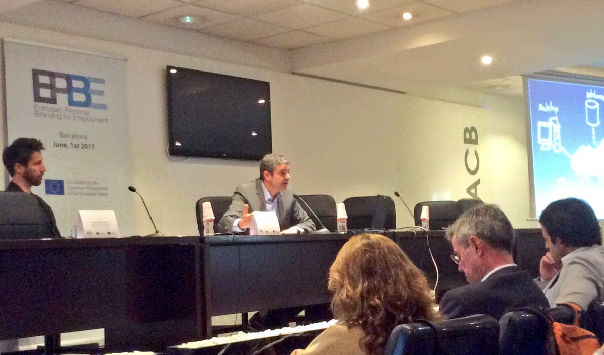 MonVall's tweet image. V. Gallardo&apos;s talk on the current labour digital environment &amp;amp; the importance of adapting new paradigm epbe.eu/International- #EPBEIW2017