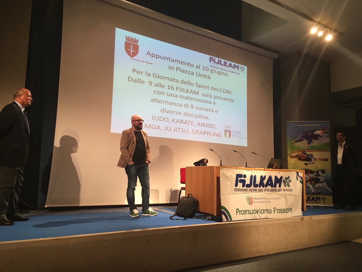 Difesa personale e arti marziali il <a href="/ComunediTrieste/">Comune di Trieste</a> appoggia anche questa iniziativa!