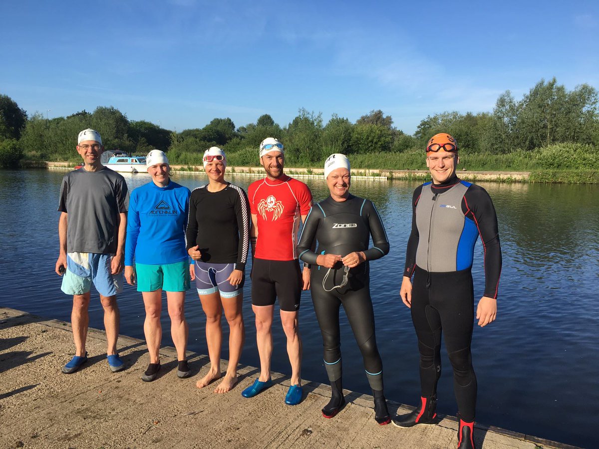 BrookesActive's tweet photo. First day of summer and 6 @BrookesStaff had a fantastic time at Brookes Sport's first open water swimming session! https://t.co/CGm2KdlcYc https://t.co/ip6U1lX2NC