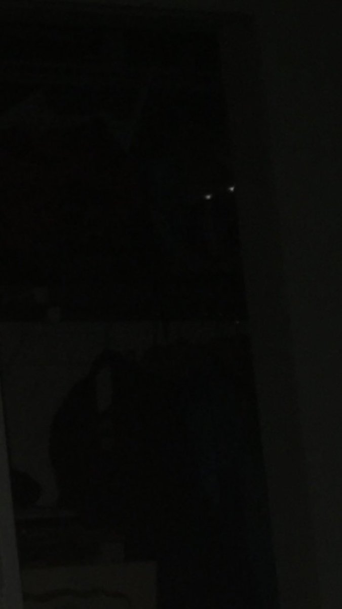 kk__kenya's tweet photo. I accidentally just took this picture and now i'm 97% sure there's a demon in my closet https://t.co/PjvBzH0AQJ